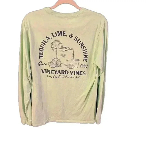 Unisex Size SMALL Long Sleeve Vineyard Vines Shirt - Picture 1 of 4